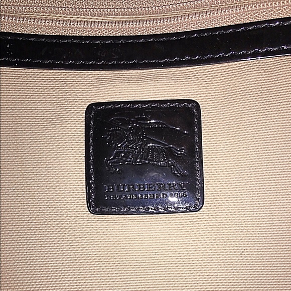 ❄️NWOT Burberry Nova Check Brook Hobo Bag❄️ - Picture 4 of 8